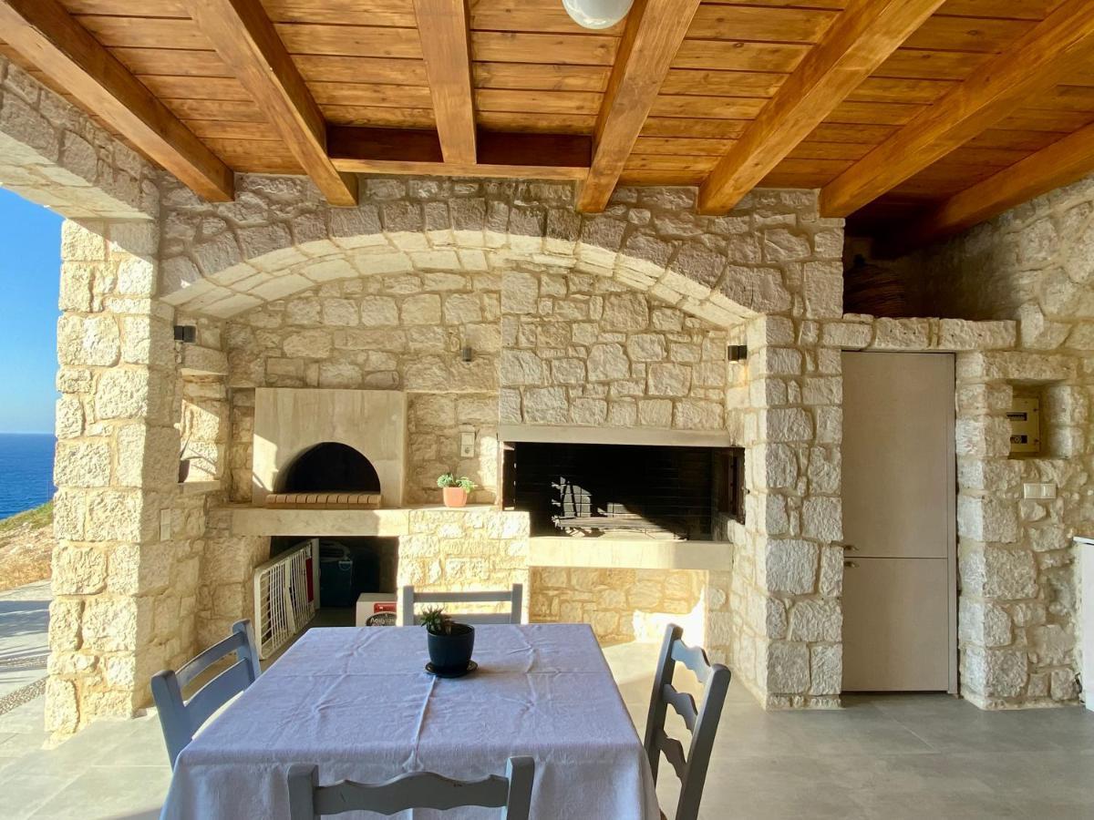 Stonehouse With Breathtaking View Vila